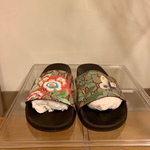Gucci floral slides